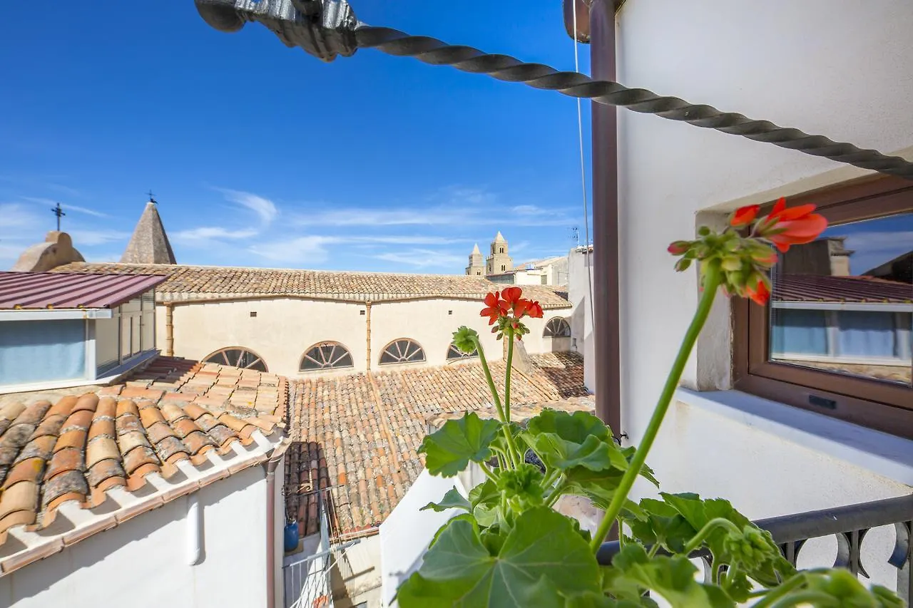 Cefalu In Blu