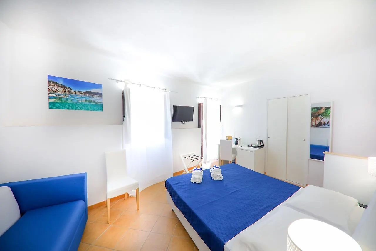Cefalu In Blu 2*,
